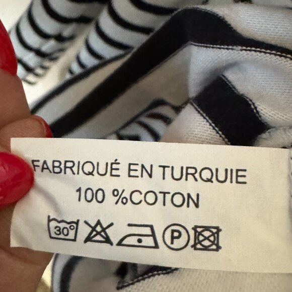 White with Navy Blue Horizontal Stripe, L/S, Tee, w/Utah Beach, Normandy Emblem - Picture 4 of 4